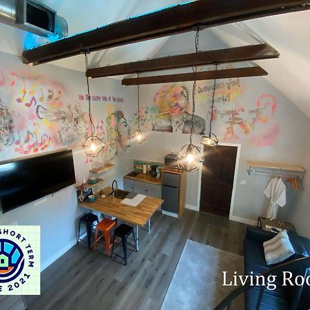 The Jazz Loft Apartment Sanford Bagian luar foto